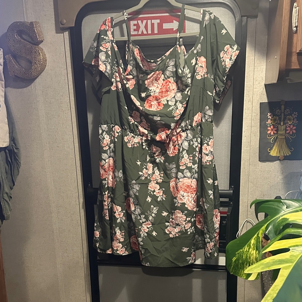 Amazon Floral Green Mini Dress